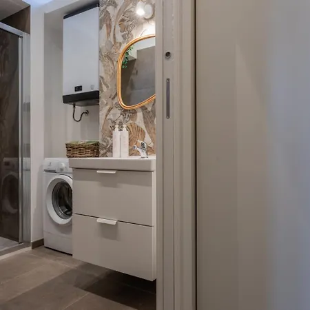 Einaudi By Wonderful Italy * Turim